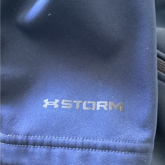 EUC Under Armour Men’s (unisex) Storm jacket size Medium. - Picture 5 of 5